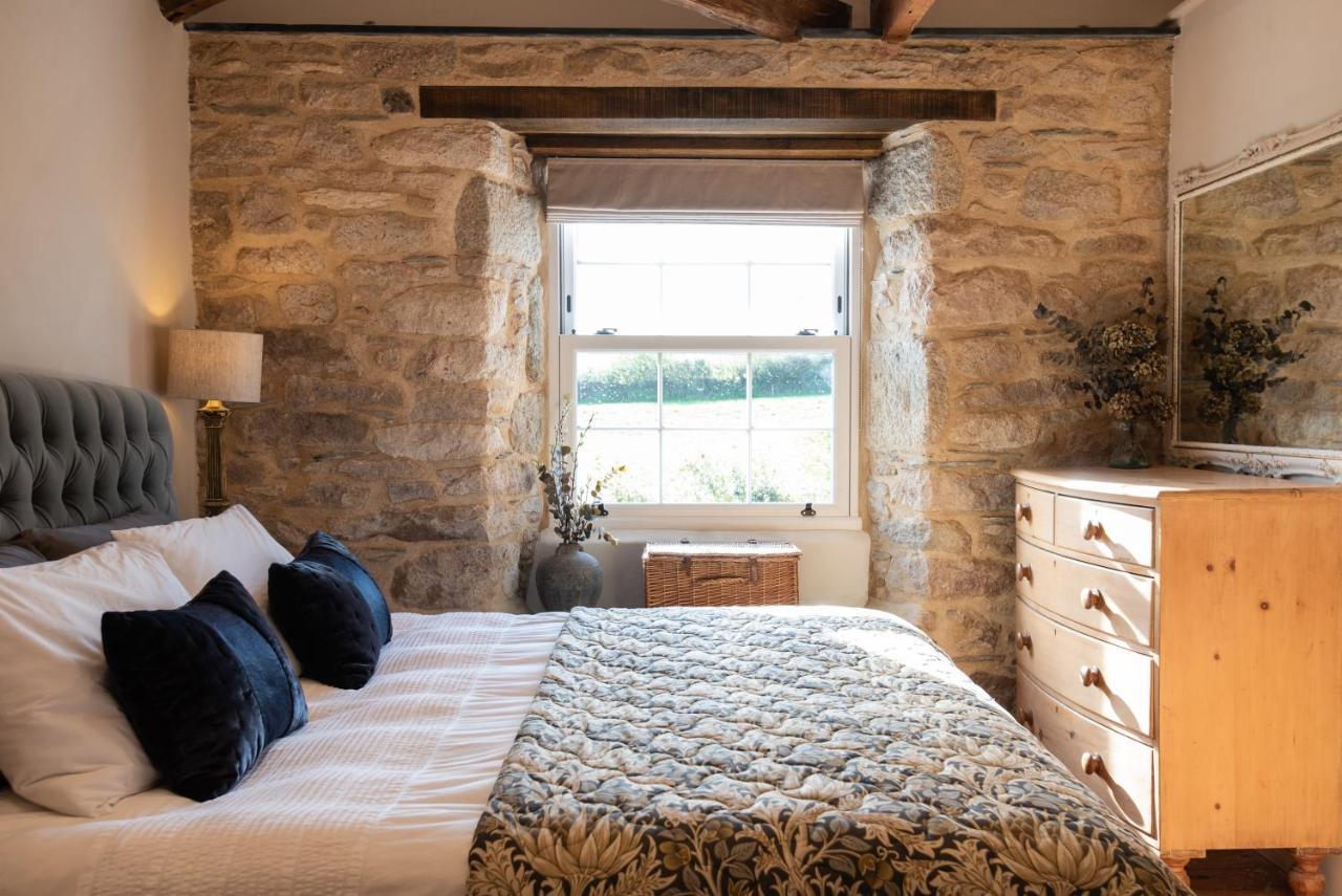 Trevidgeowe Farmhouse Bed & Breakfast Bodmin Exterior foto