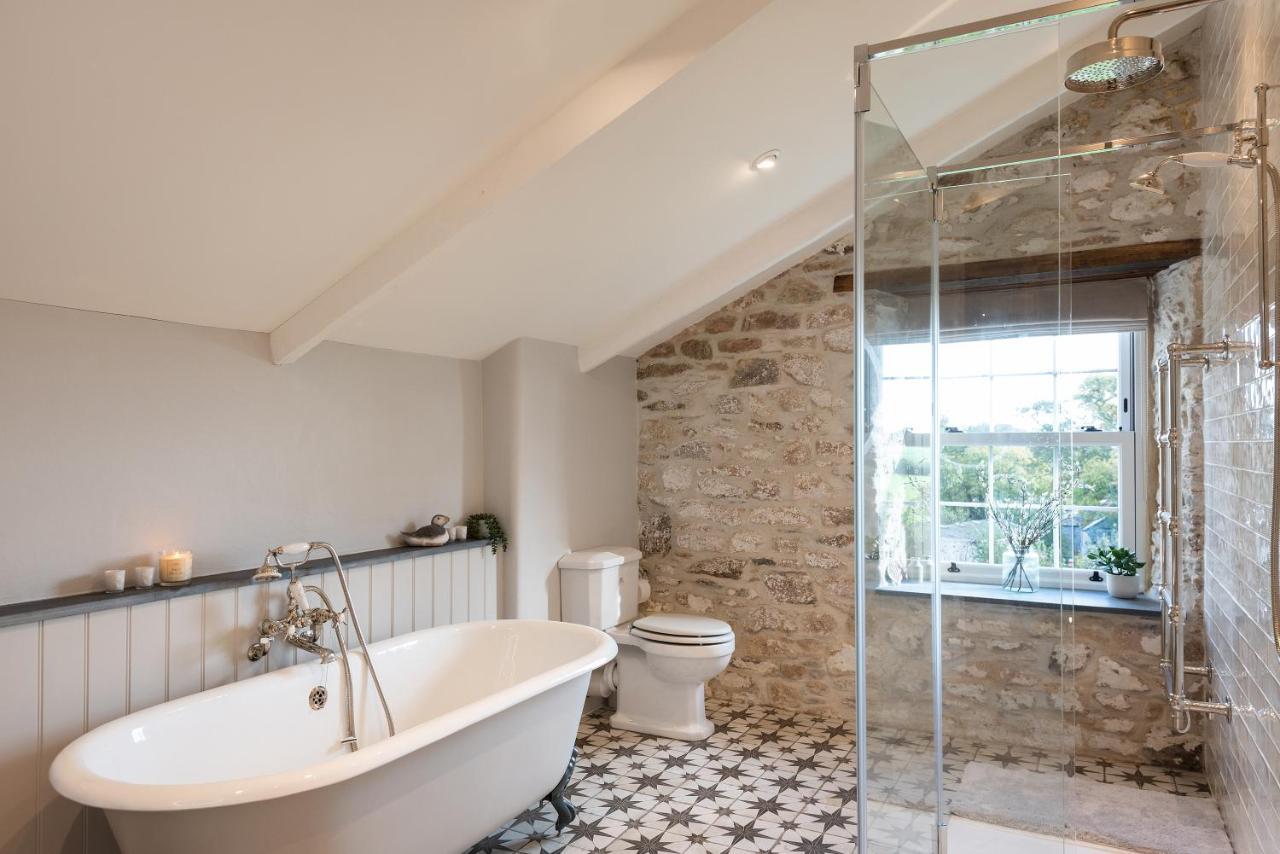 Trevidgeowe Farmhouse Bed & Breakfast Bodmin Exterior foto
